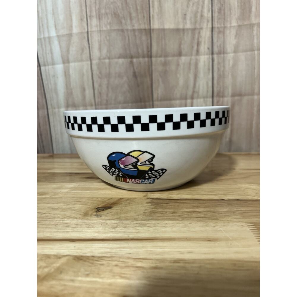 2002 Gibson NASCAR Pasta Salad Soup 9" Bowls w/ Blk Checker Flag Border